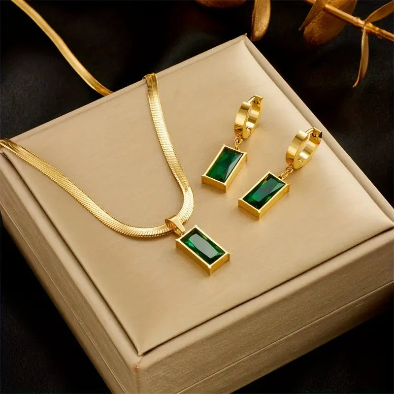 Gold Iselotte Verdain Jewelry Set