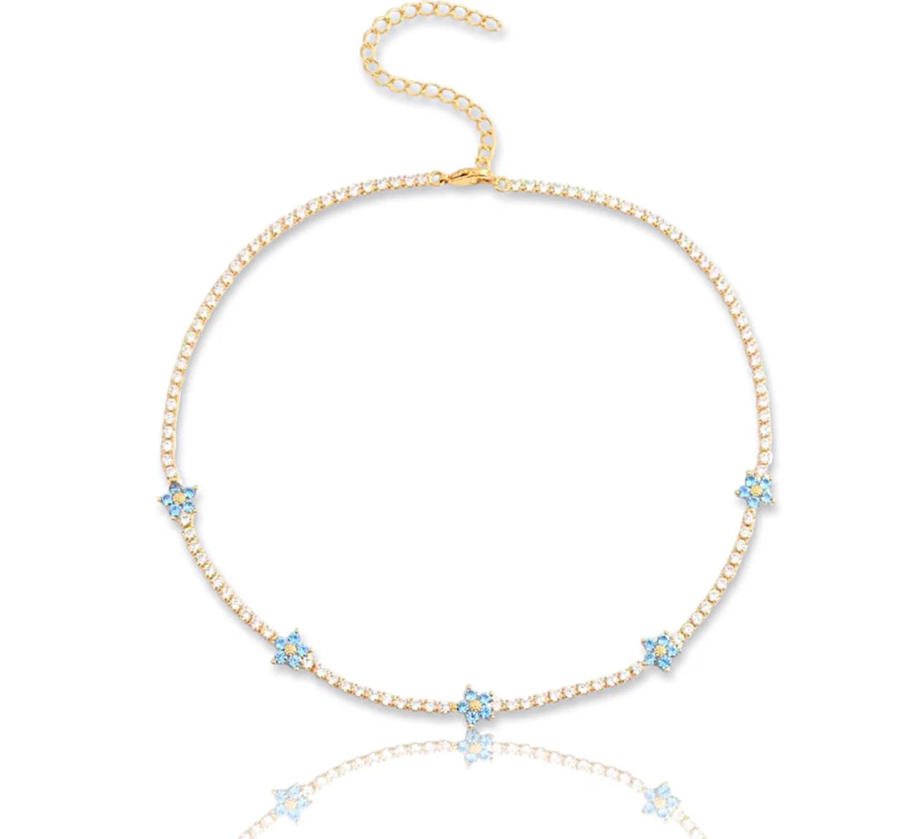 Fleuria Floral Pendant Necklace