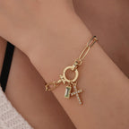 Nova Paperclip - Sleek Minimalist Link Bracelet with Bold Impact