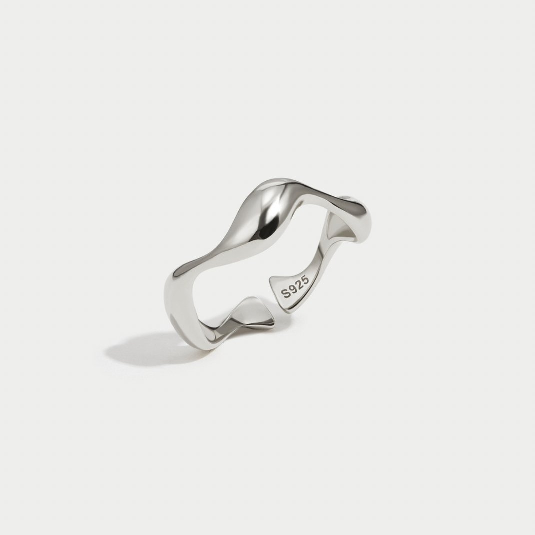 KIM | Sophisticated Minimalist Ring
