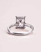 Pavé-Enhanced Jasmine