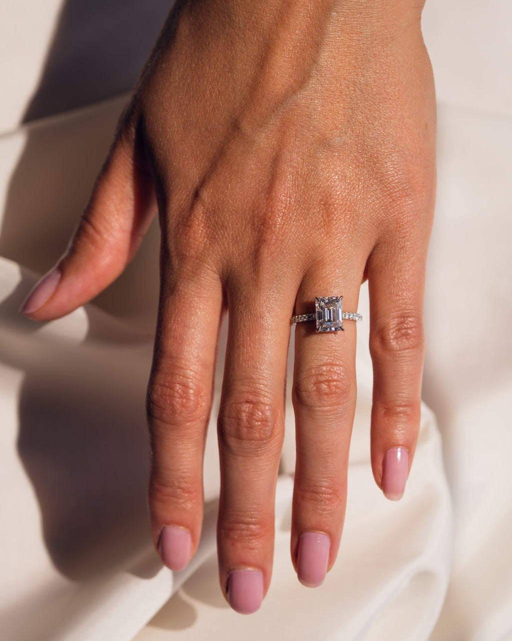 Pavé-Enhanced Jasmine