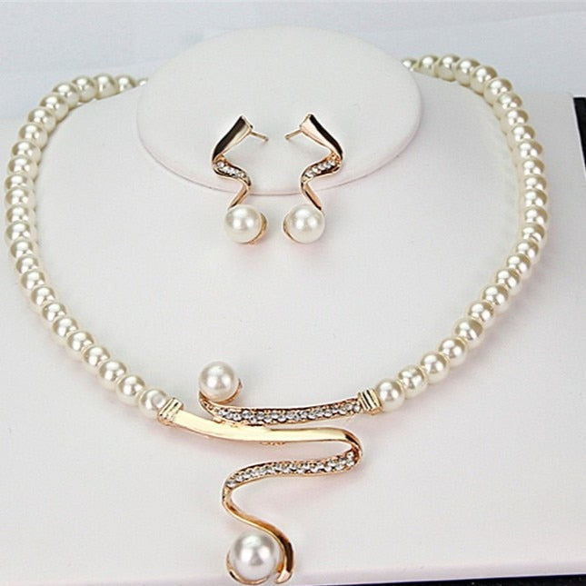 Aya™ | Elegant Necklace and Earring Set