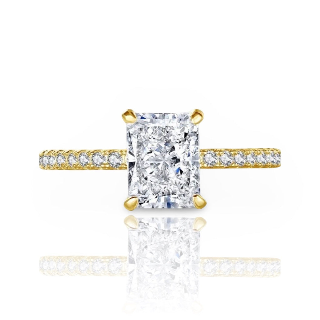 Dunya Ring in 925 Sterling Silver