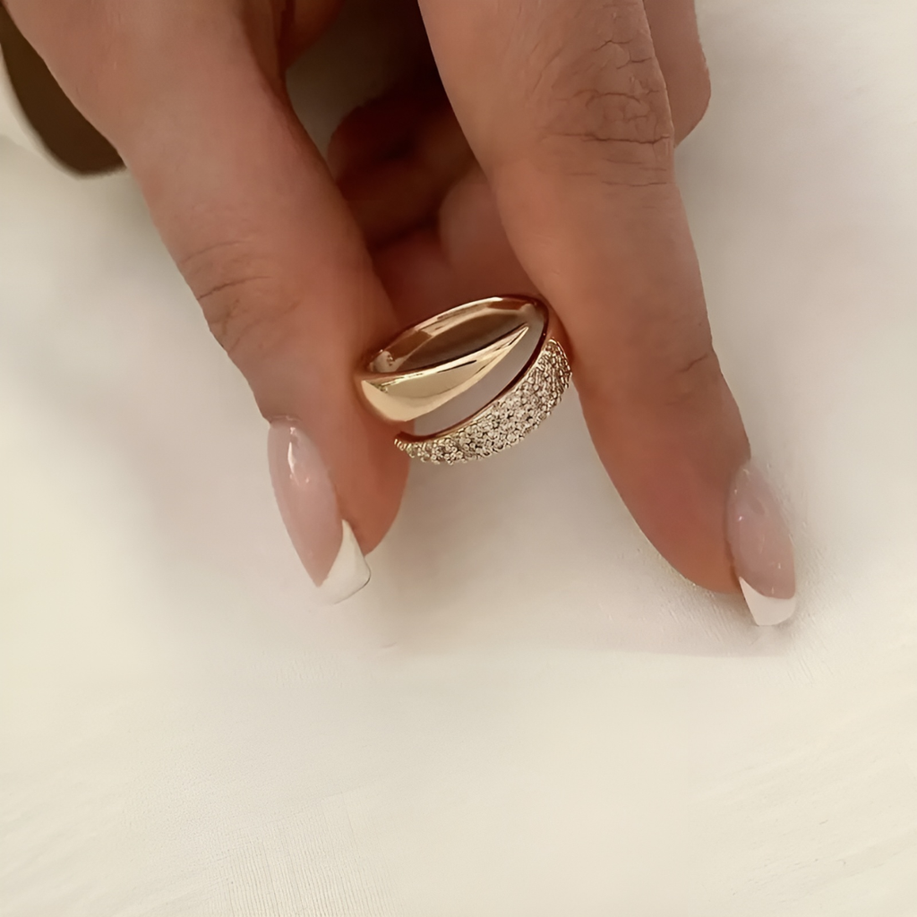 Julie | Sophisticated Haven Ring