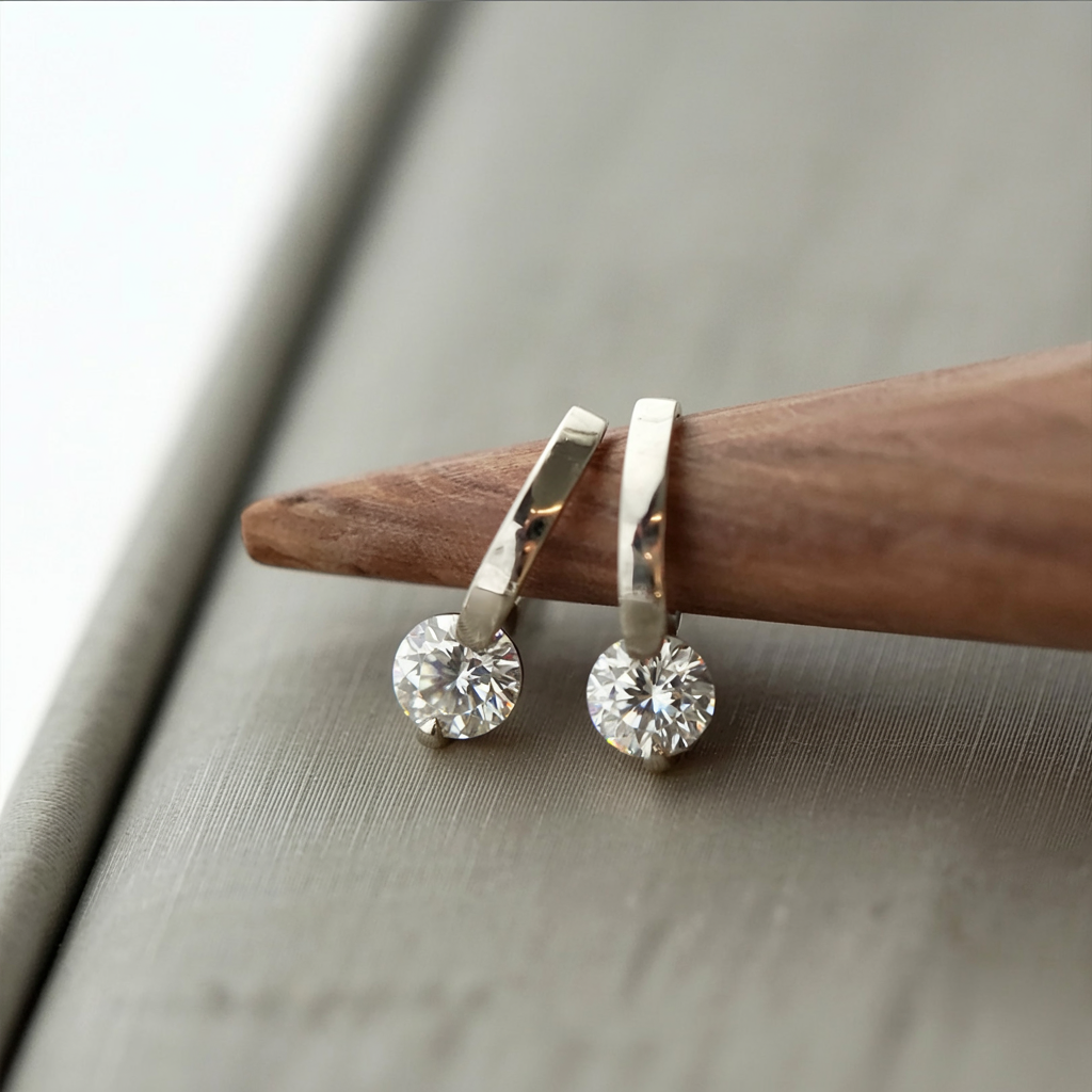 ELODIE | CLASSIC GOLD STUD EARRINGS