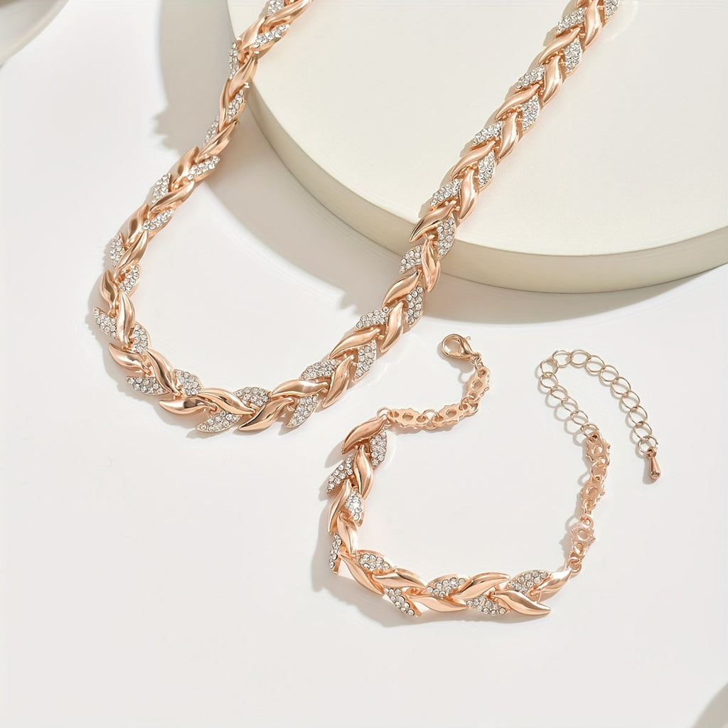 Nienke | Artisan Crafted Fish Tail Necklace