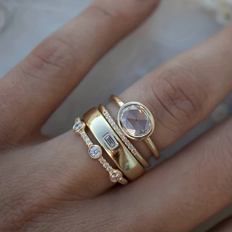 LILIANA | ELEGANT GOLD RING COLLECTION