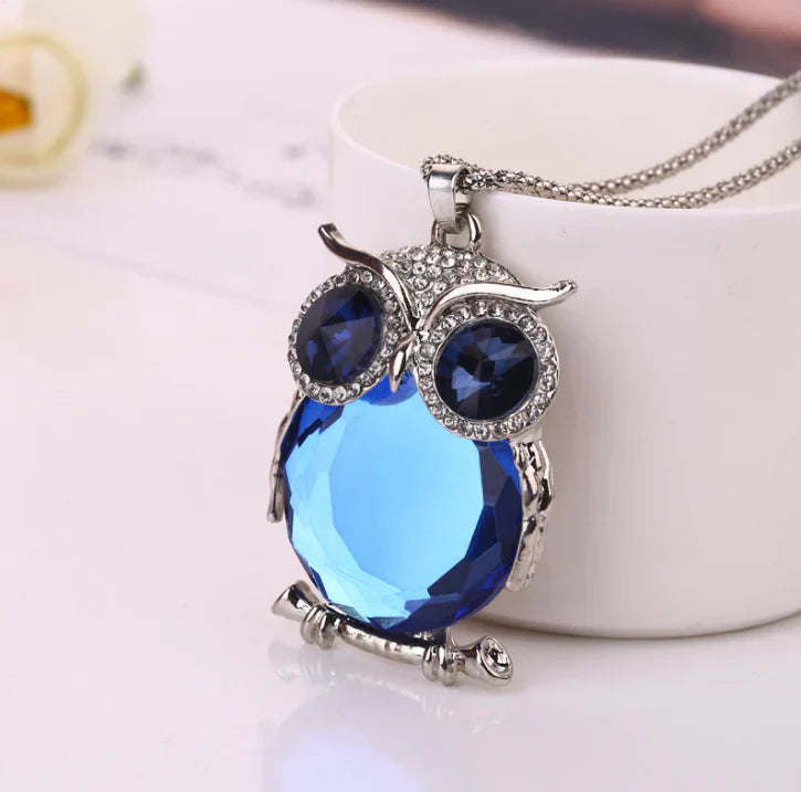 Luminous Owl Necklace with Moonstone